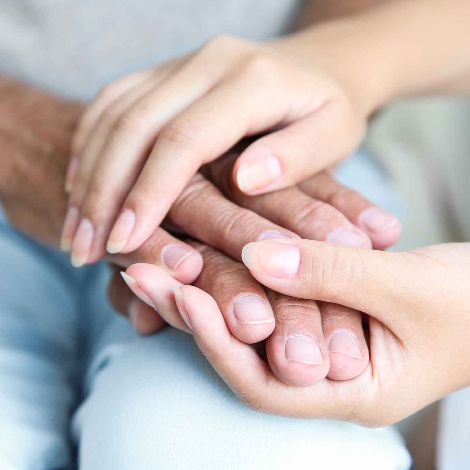 Sandra Ebmeier bietet individuelle Pflegeberatung und -betreuung sowie umfassende Unterstützung für Pflegebedürftige und Angehörige in Kall und Umgebung. Von der Erstberatung bis zum Widerspruchsmanagement stehen wir Ihnen einfühlsam und kompetent zur Seite.